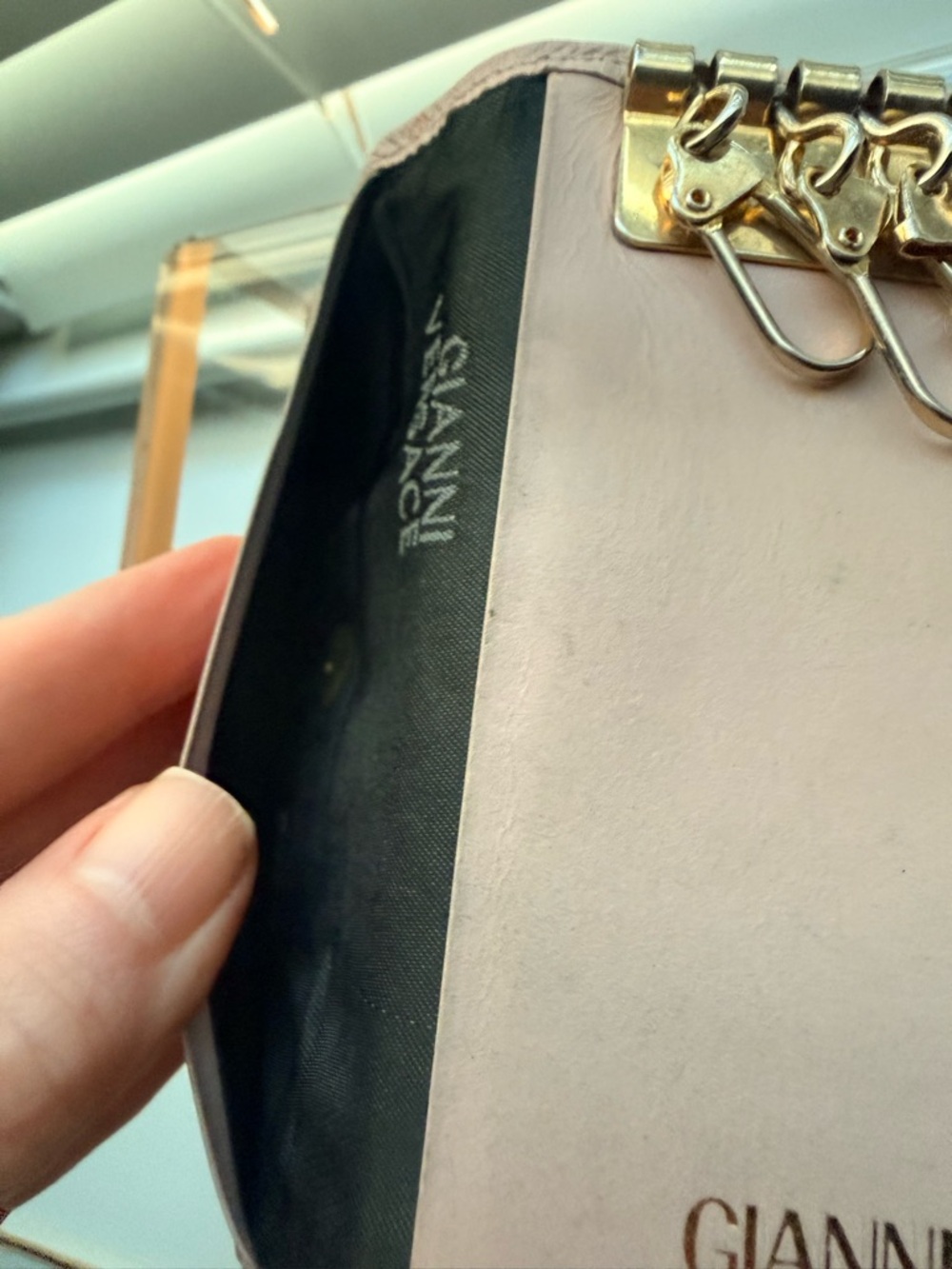 Authentic Vintage Gianni Versace Pink Ostrich 5 Ring Key Holder🔥💕 - Picture 9 of 9
